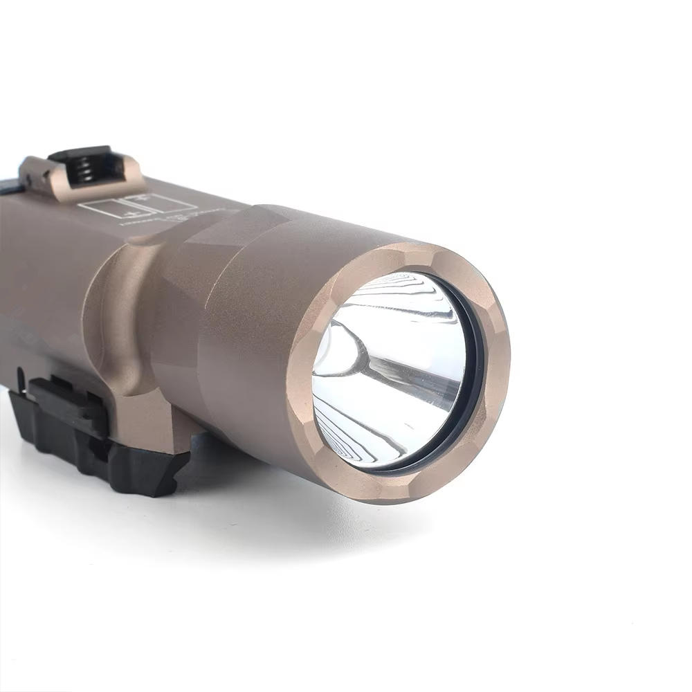 Metal X300U Ultra LED 600 Lume - Outdoor Hunting Lights 评论和价格